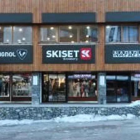 Hauts De Chaviere - Pour 3 Personnes 72 * Val Thorens